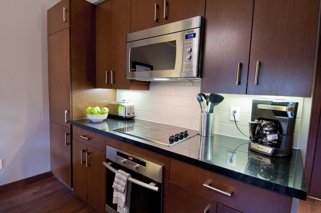 Hotel Lodging Ovations Whistler Zimmer foto